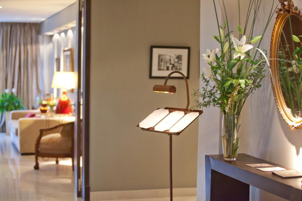 Hotel Isidro Boutique & 4*